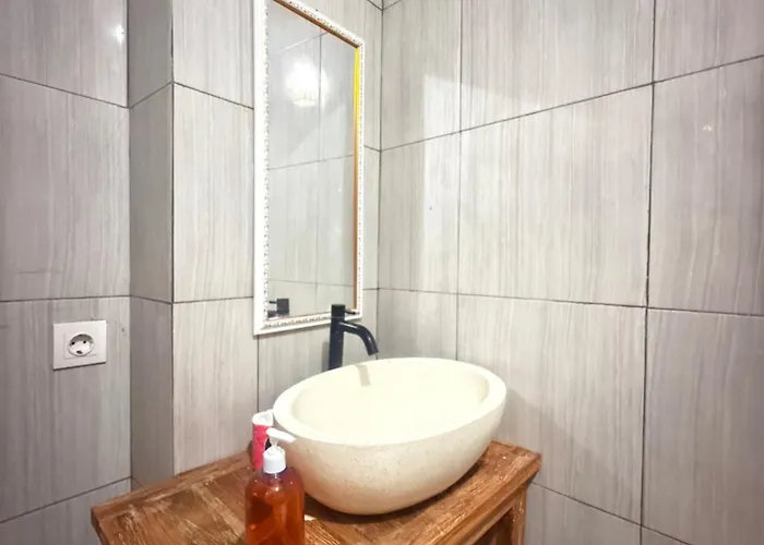 Private Near Monkey Forest Bali 3*