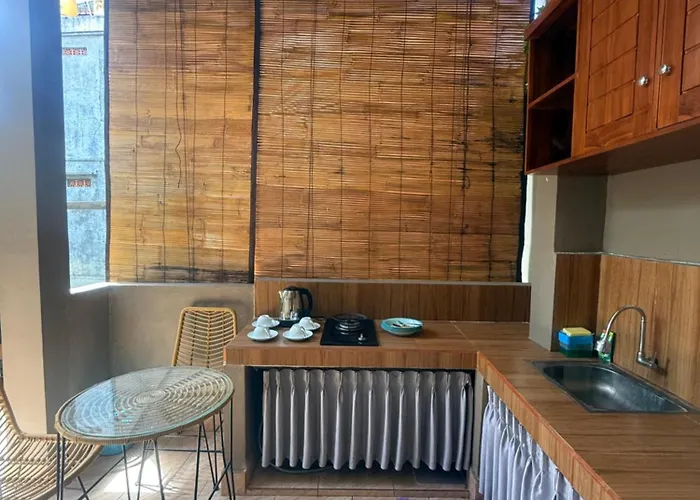 Private Near Monkey Forest Bali بيت ضيافة 3*